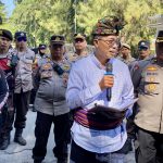 Di Hadapan Masa Aksi, Pj Bupati Lotim; Menabung Untuk Mendidik Anak Hemat, Bukan Digunakan Untuk Keperluan Sekolah