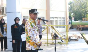 Pimpin Apel Gabungan DLHP Takalar, Pj. Bupati : Kesiapan SDM dan Peralatan Kebersihan Harus Maksimal