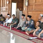 Bersama Forkopimda Lombok Utara, Kapolres Lombok Utara Hadir Dalam Sosialisasi dan Silaturahmi dengan Warga Gili Meno terkait Kasus Air Bersih