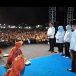 Dihadapan Lautan Massa di Batui, Anwar Hafid: Pilih Pemimpin Dengan Hati dan Akal
