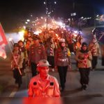 48 Personel Polres Konut Turun Amankan Giat Malam Taptu dan Pawai Obor Sambut Hut RI ke-79