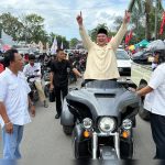 Daftar di KPU, Ribuan Relawan Antar Paslon “Yudhi-Nirna” Sebagai Walikota dan Wakil Walikota Kendari