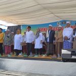 Pilbup Lombok Barat, Ribuan  massa mengantar Sumiatun -Ibnu Salim mendaftar Ke KPU Lombok Barat.