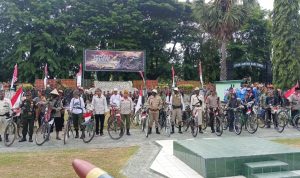 Komunitas Sepeda Ontel Ikut Meriahkan Puncak HUT TNI ke-79 di Makodim 1426/Takalar