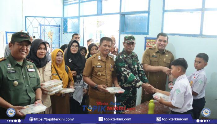 Sekda Takalar Tinjau Pelaksanaan Program Makan Bergizi Gratis di Mangarabombang