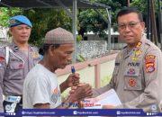 Kapolres Lombok Timur Berikan Santunan Uang kepada Lansia Tukang Sapu untuk Membeli Takjil