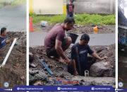 Di Bulan Ramadhan, Petugas PDAM Lotim Terus Bekerja Perbaiki Pipa Bocor