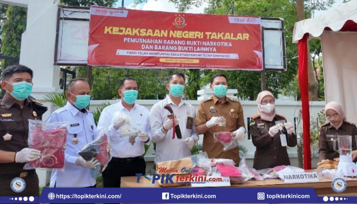 Wabup Takalar Hadiri Pemusnahan Barang Bukti Narkoba dan Barang Bukti Lainnya
