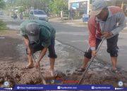 PDAM Lotim Lakukan Perbaikan Pipa Distribusi di Montong Betok
