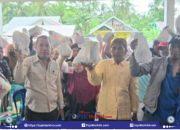 Warga Kecamatan Sojol Donggala Terima Bantuan Ribuan Paket Olahan Ikan Dari Dinas Perikanan