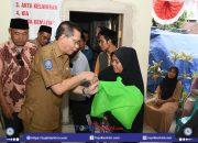 Baznas Lotim Dampingi Wabup H. Edwin Salurkan Bantuan untuk Korban Banjir Bandang di Mamben Lauk   