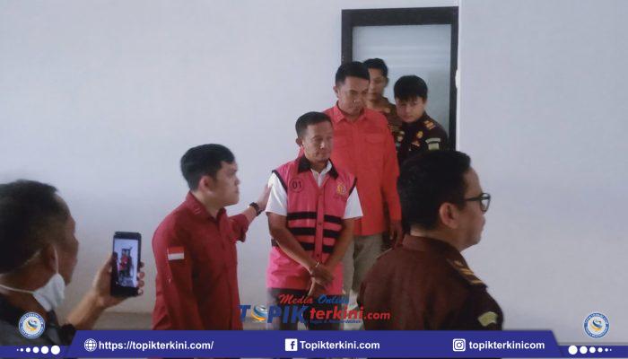 Diduga Korupsi Dana BOS Rp319 Juta, Kejari Takalar Tetapkan Kepsek dan Bendahara Sekolah sebagai Tersangka