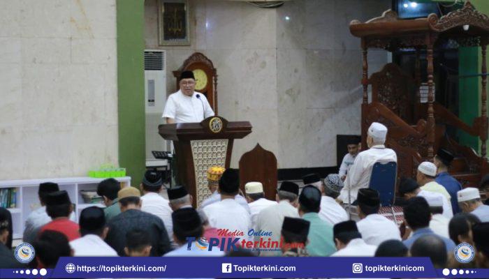 Bupati Daeng Manye Laksanakan Sholat Tarawih Perdana di Masjid Agung Takalar, Pererat Silaturahmi dan Ukhuwah Islamiyah