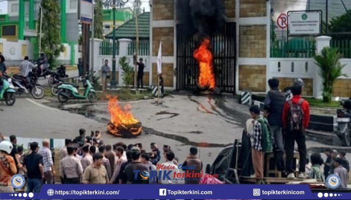 Laporan Dugaan Maladministrasi Pj Sekda Bombana di Kejari Mandek, LSM Pribumi Geruduk Kantor Kejati Sultra