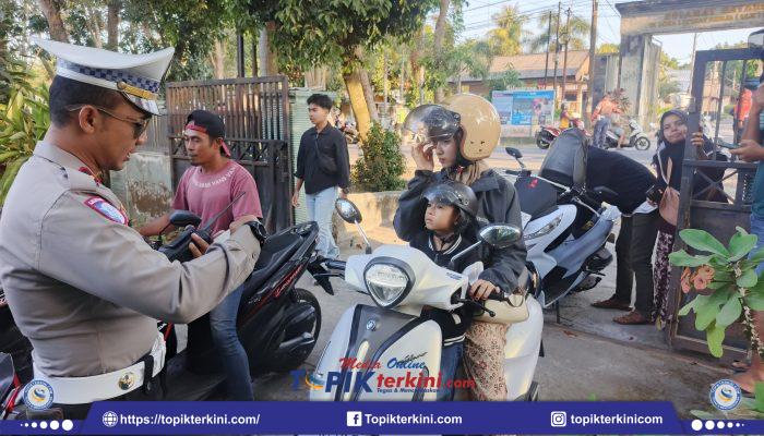 Operasi Penertiban Lalu Lintas di Pancor, Pelanggar Helm hingga Pajak Mati Ditindak