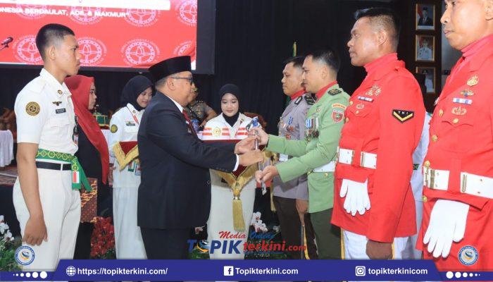Siap Jalankan Tugas pada HUT ke-81 RI, Bupati Takalar Kukuhkan 71 Paskibraka