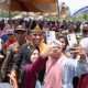 Aksi Humanis Gubernur Sulteng di HUT ke-27 Buol: Turun dari Tribun, Tunda Sambutan demi Peserta Upacara, Salurkan 5.000 Paket Sembako